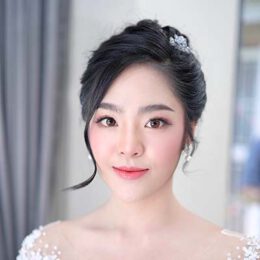 ช่างแต่งหน้าเจ้าสาว